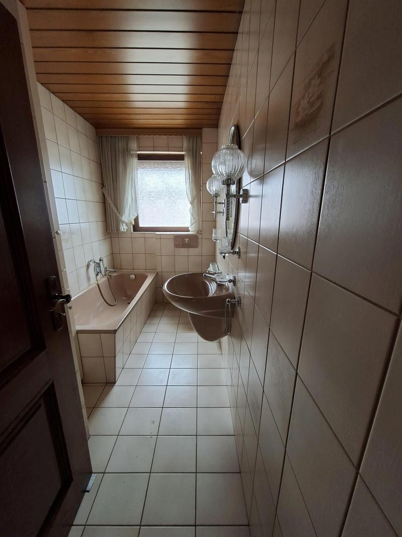 Badezimmer EG