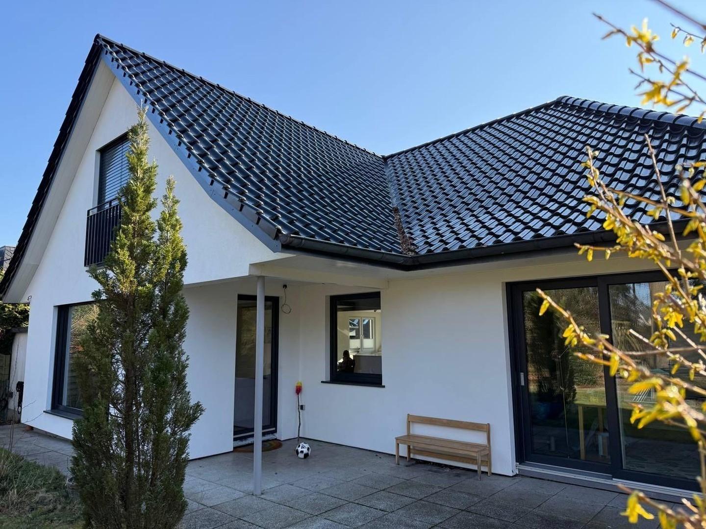 Hausansicht aus Garten