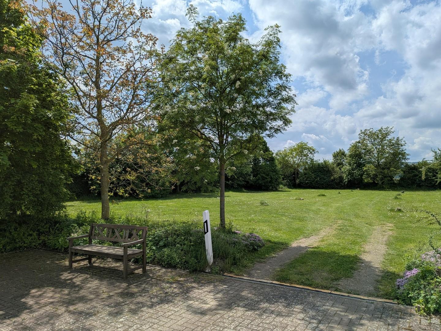 Schotterrasen-Fläche