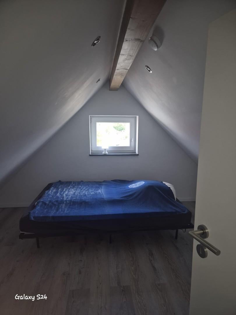 Dachspitze Raum2