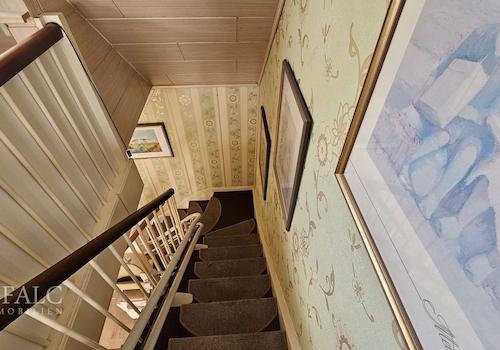 Treppe zum OG