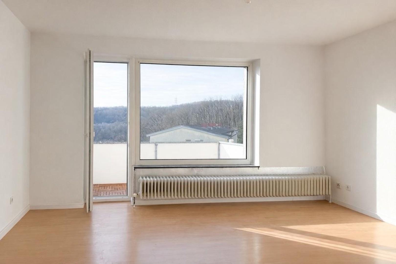Wohnzimmer mit Blick zum Balko