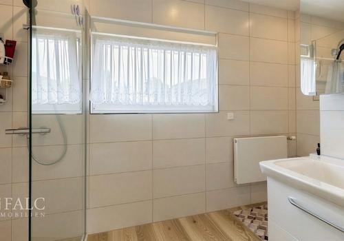 Badezimmer Bild 1