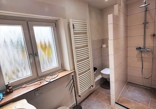 Badezimmer 2