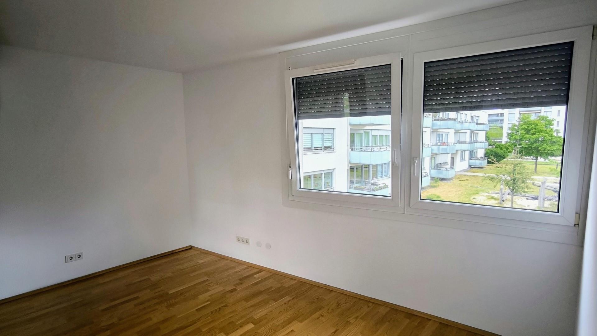 2. Schlaf-/Kinderzimmer/Büro