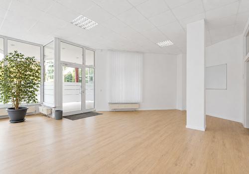 Büro 1