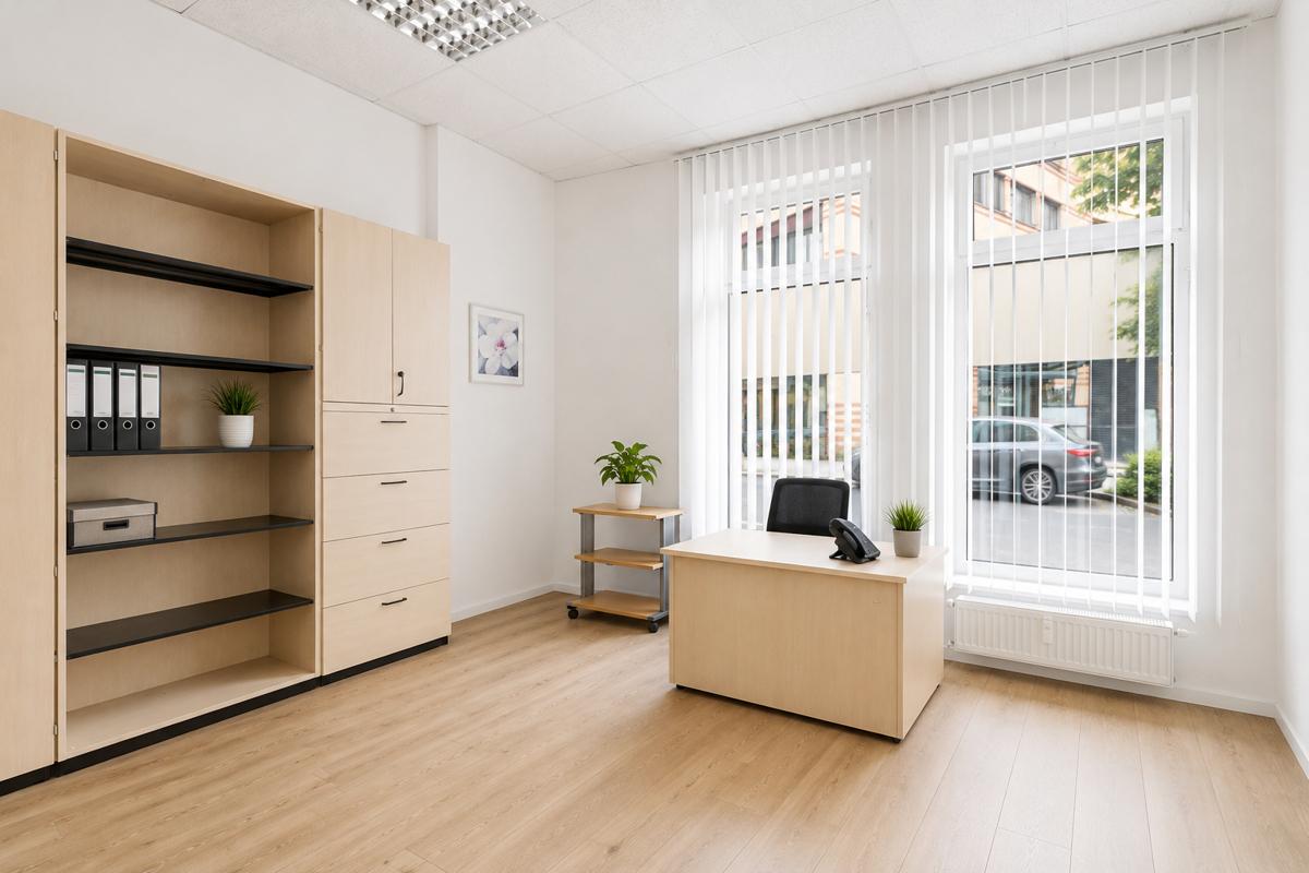Büro 2