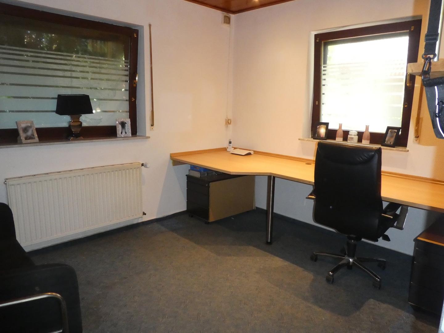 Büro