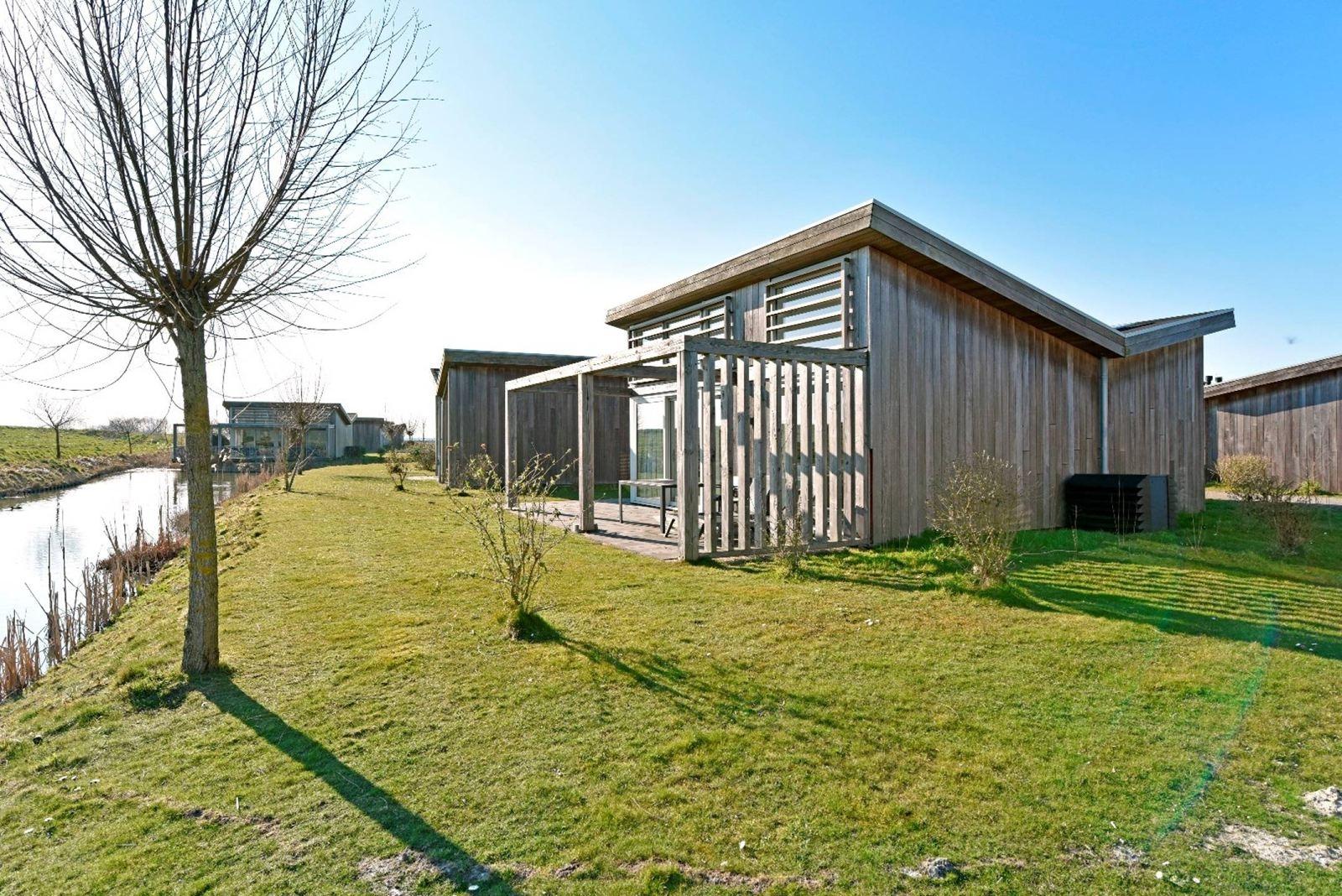 Ferienhaus-Zeeland-kaufen-vakantiehuistekoop-nl.jpg11