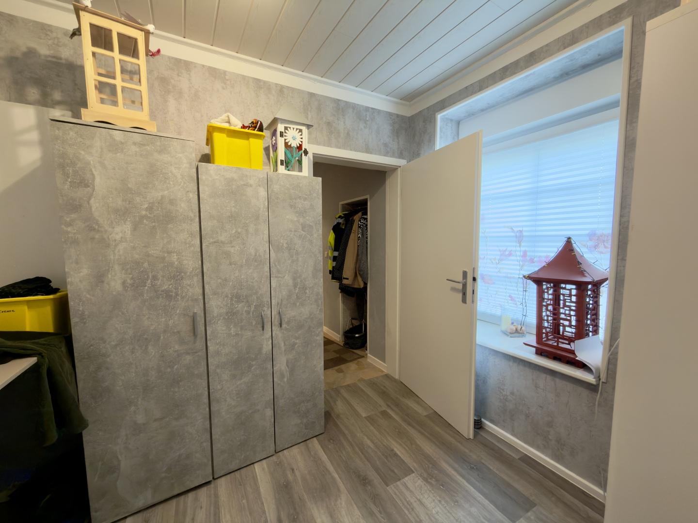 EG Ankleide Schlafzimmer