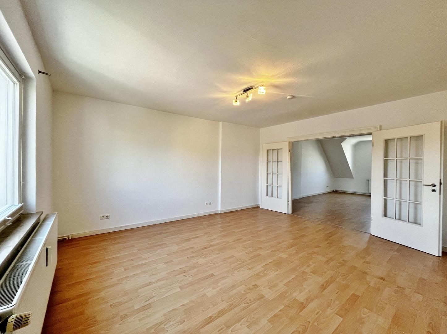 rückwärtiges Schlafzimmer