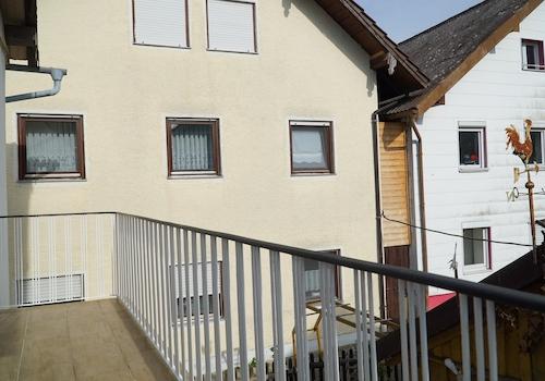 Balkonansicht links