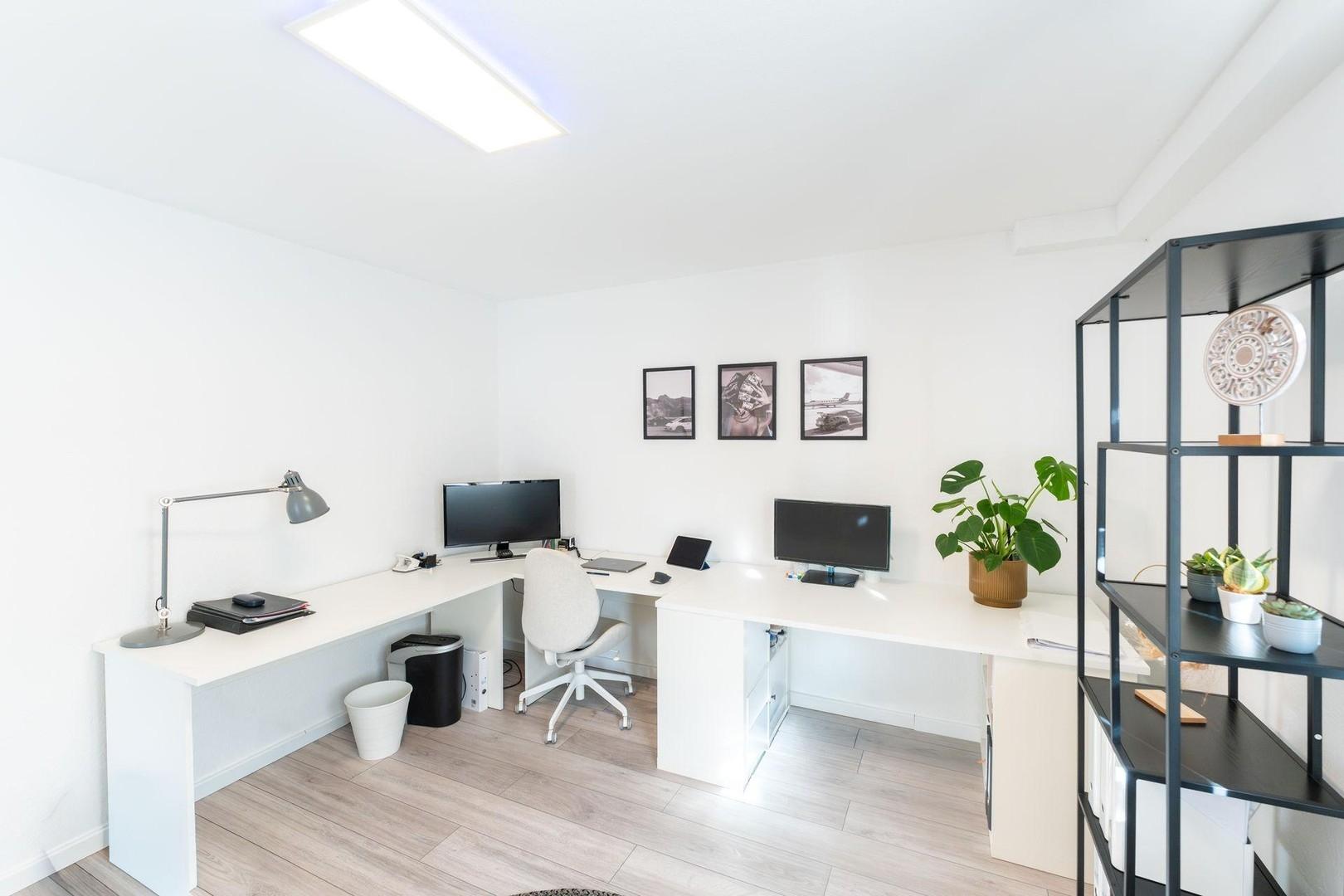 Büro-01