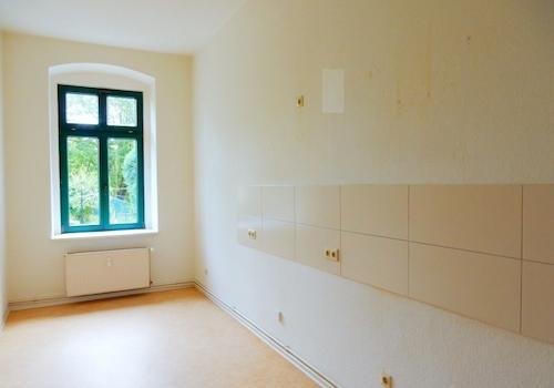 Küche mit Fliesenspiegel