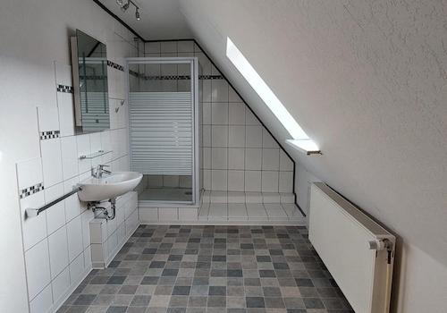 Bad Dachgeschoß