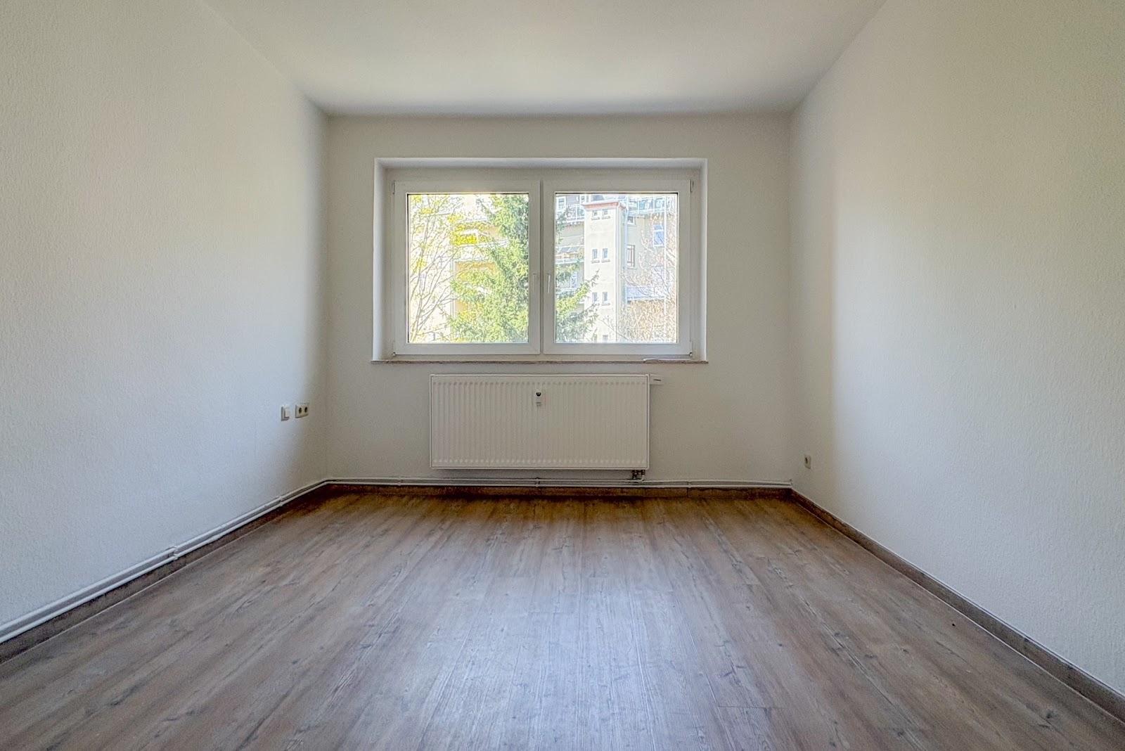 Arbeits,- Hobby- oder Kinderzimmer
