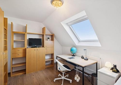 Schlafzimmer 2