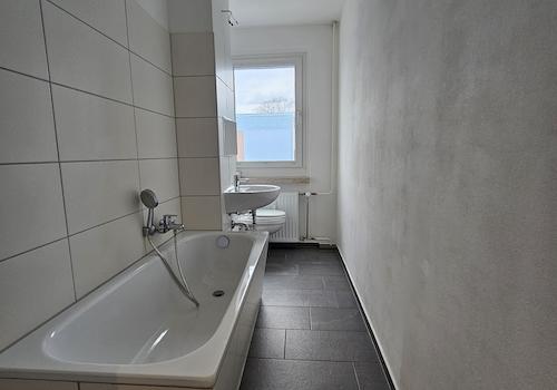 Bad mit Wanne