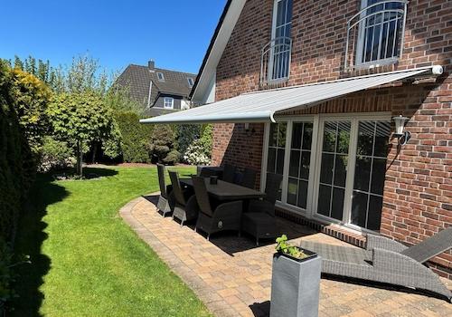 Terrasse seitlich