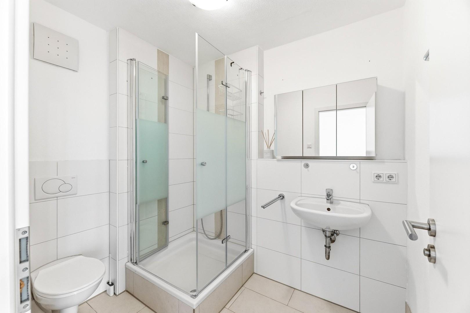 BADEZIMMER OBEN