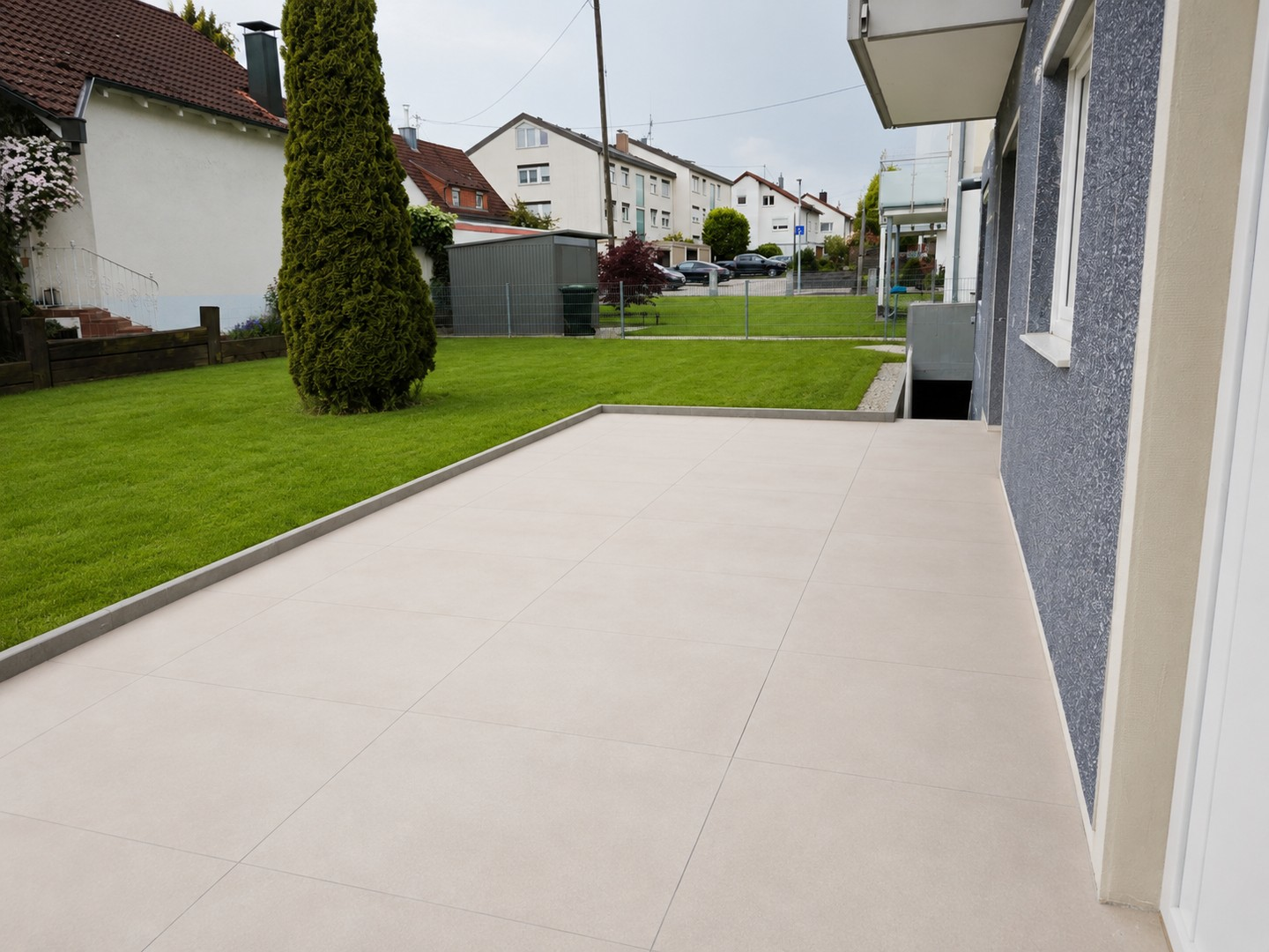 WE 2: Terrasse + Garten