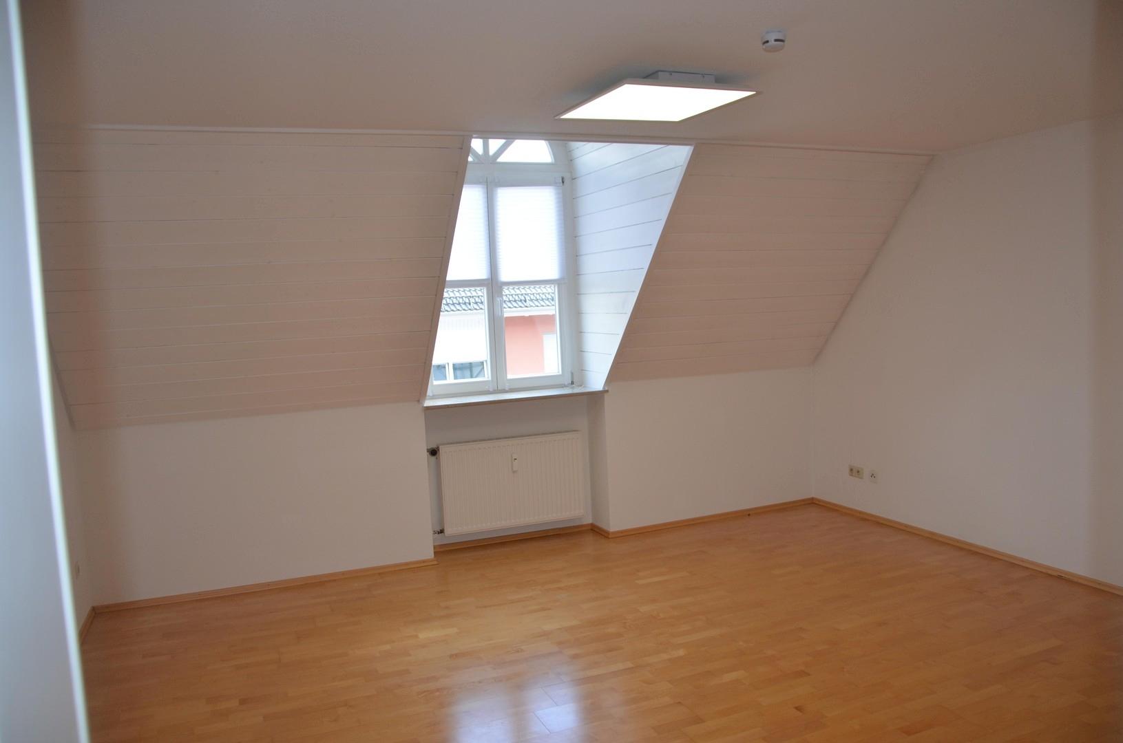 2.OG Schlafzimmer 1 