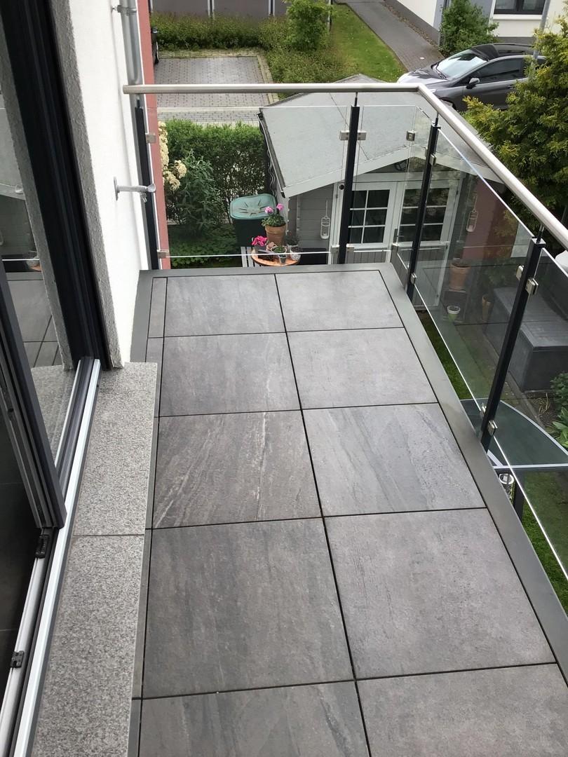 Balkon 1 links