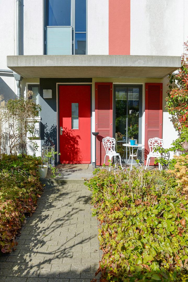 Eingang mit Morgenterrasse