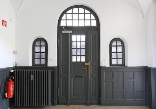 Empfang Eingangstüre