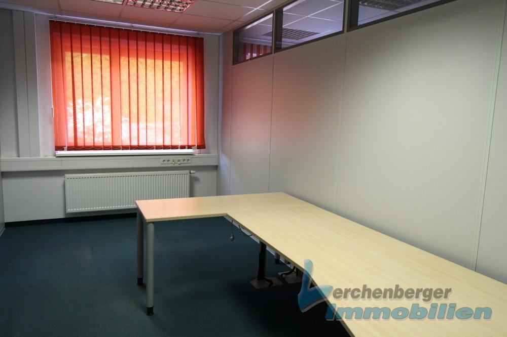 Büro2.jpg