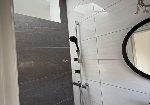 Dusche