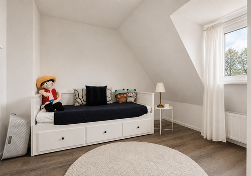Kinder-/Arbeitszimmer im DG