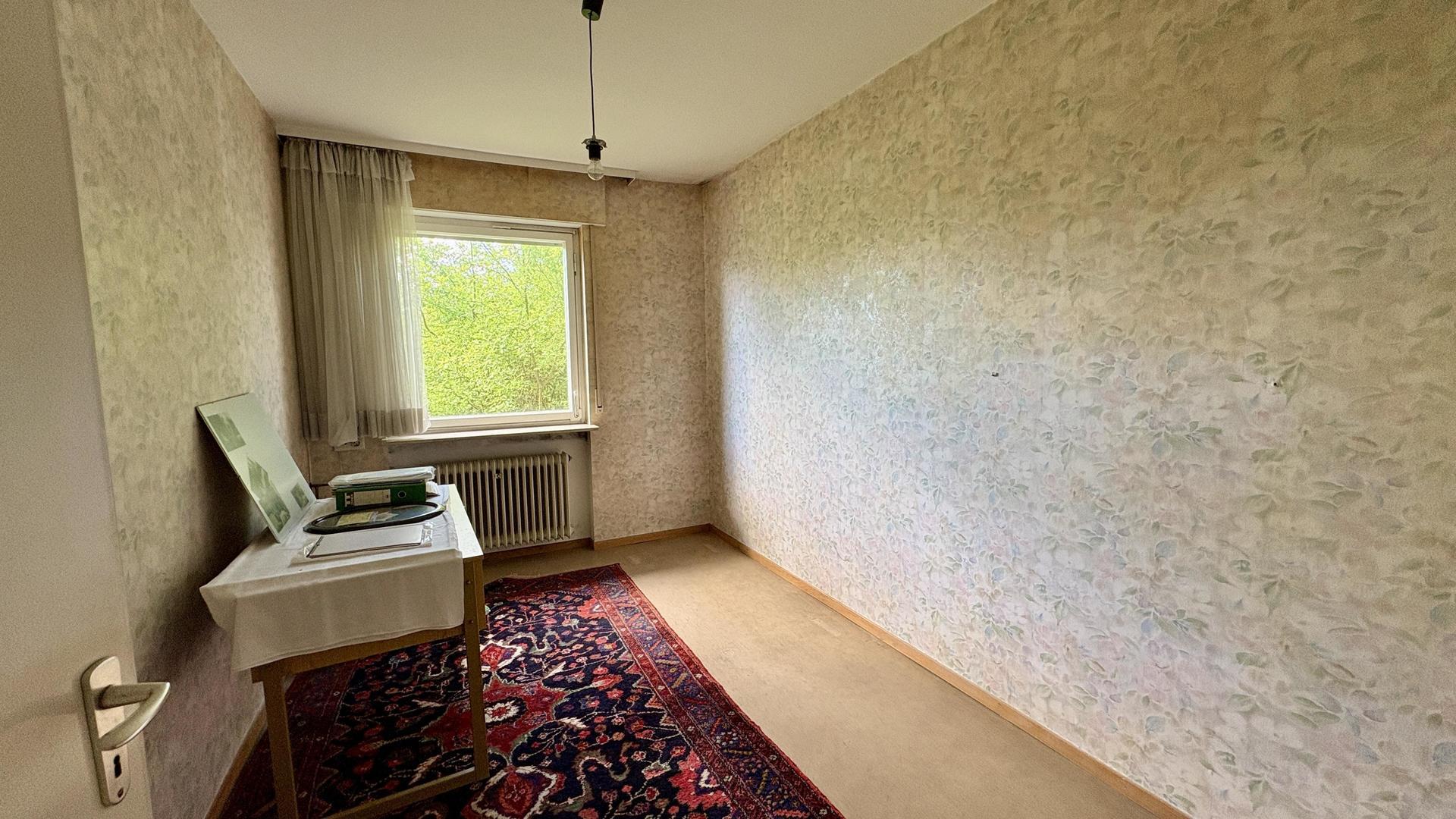 Büro EG