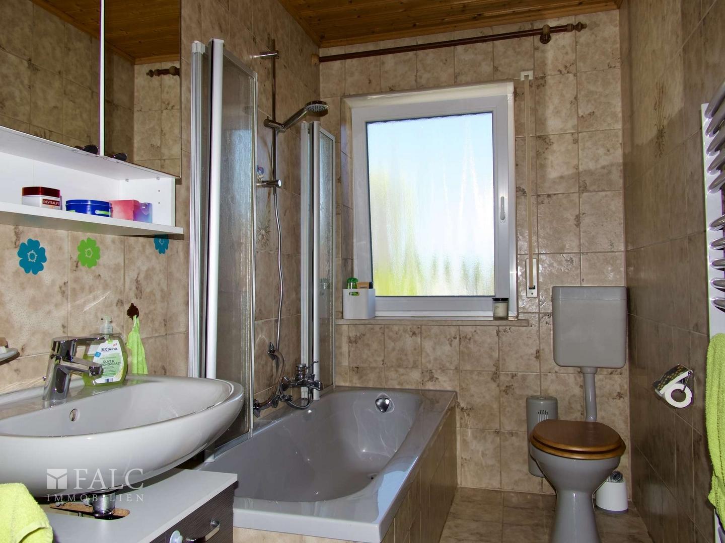 OG: Badezimmer