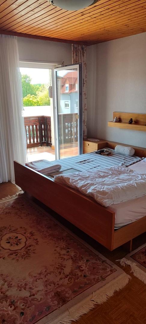 Schlafzimmer OG Zugang Balkon