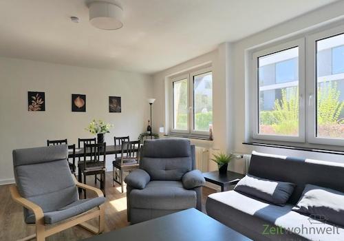 großes Wohnzimmer