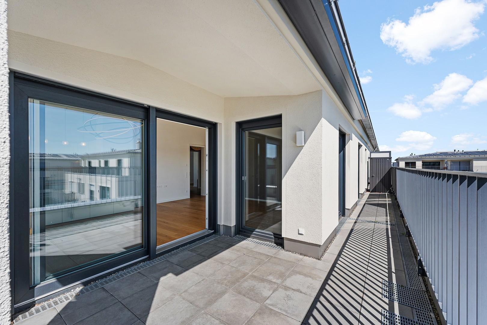 Südliche Dachterrasse + Loggia