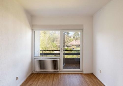 Zimmer mit Balkon