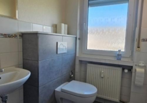 Gäste- WC (Dachgeschoss)
