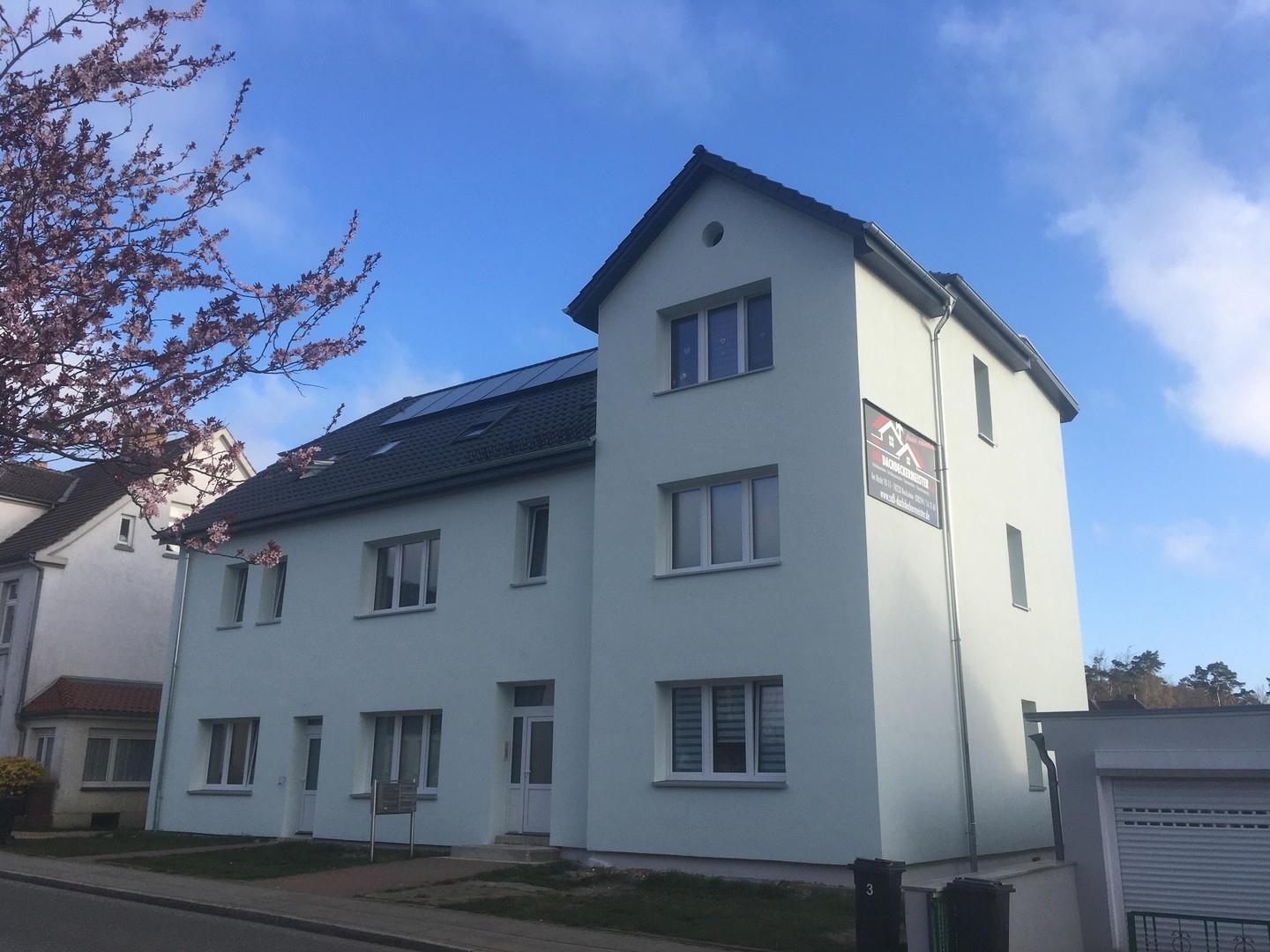 Außenansicht Straßenseite