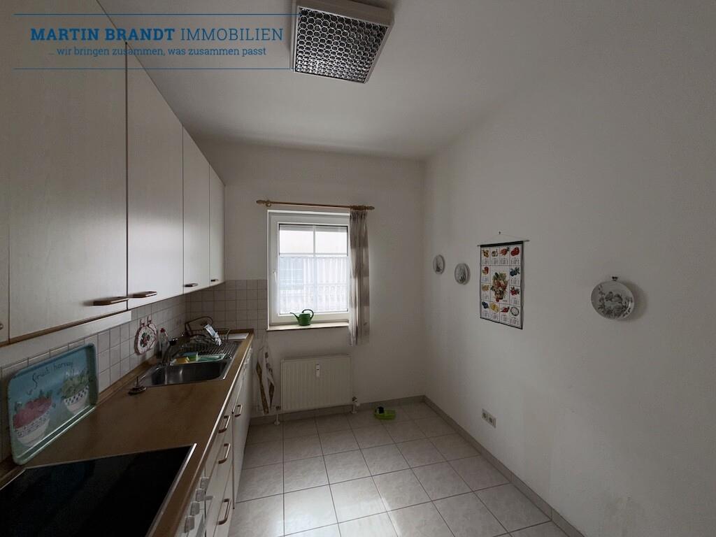 Küche mit Einbauküche