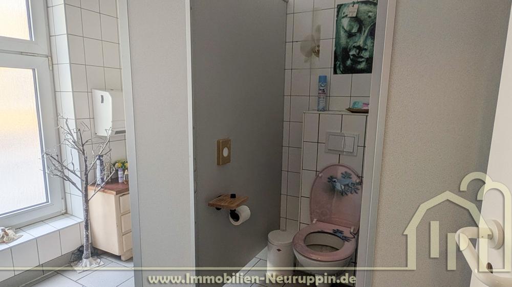 Beispiel Damen WC
