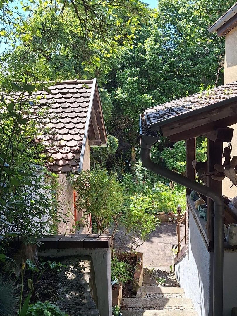 Abstand Haupthaus Nebengebäude