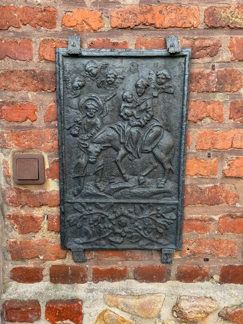 32 Detail