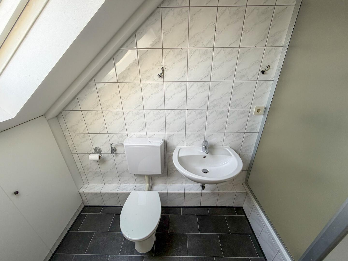 25 Badezimmer W2 DG