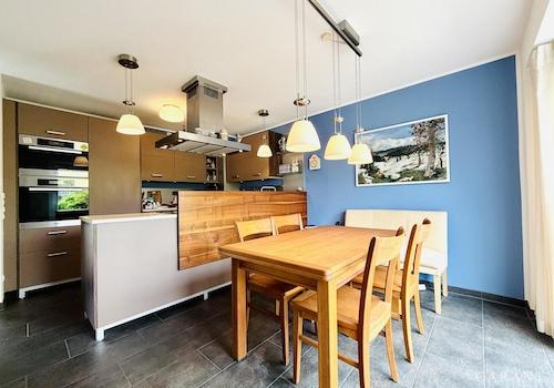 Küche mit Esszimmer