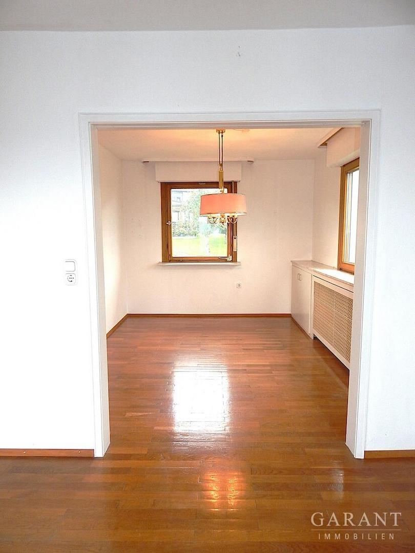 Blick ins Esszimmer OG