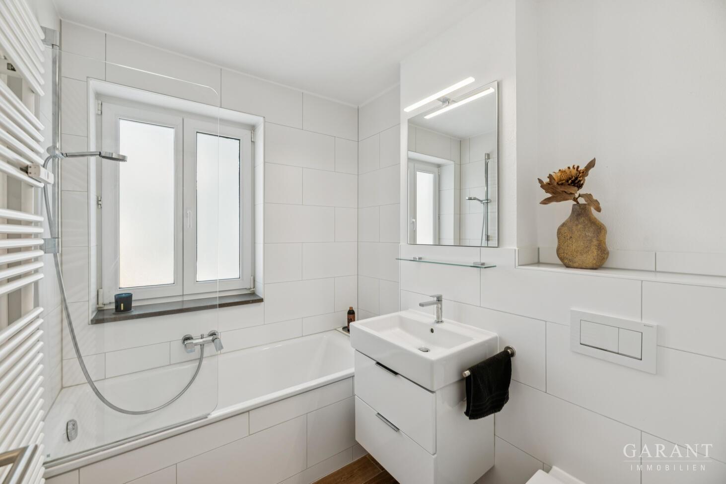 Bad mit Wanne