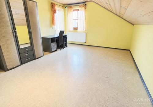 Zimmer im OG (2)