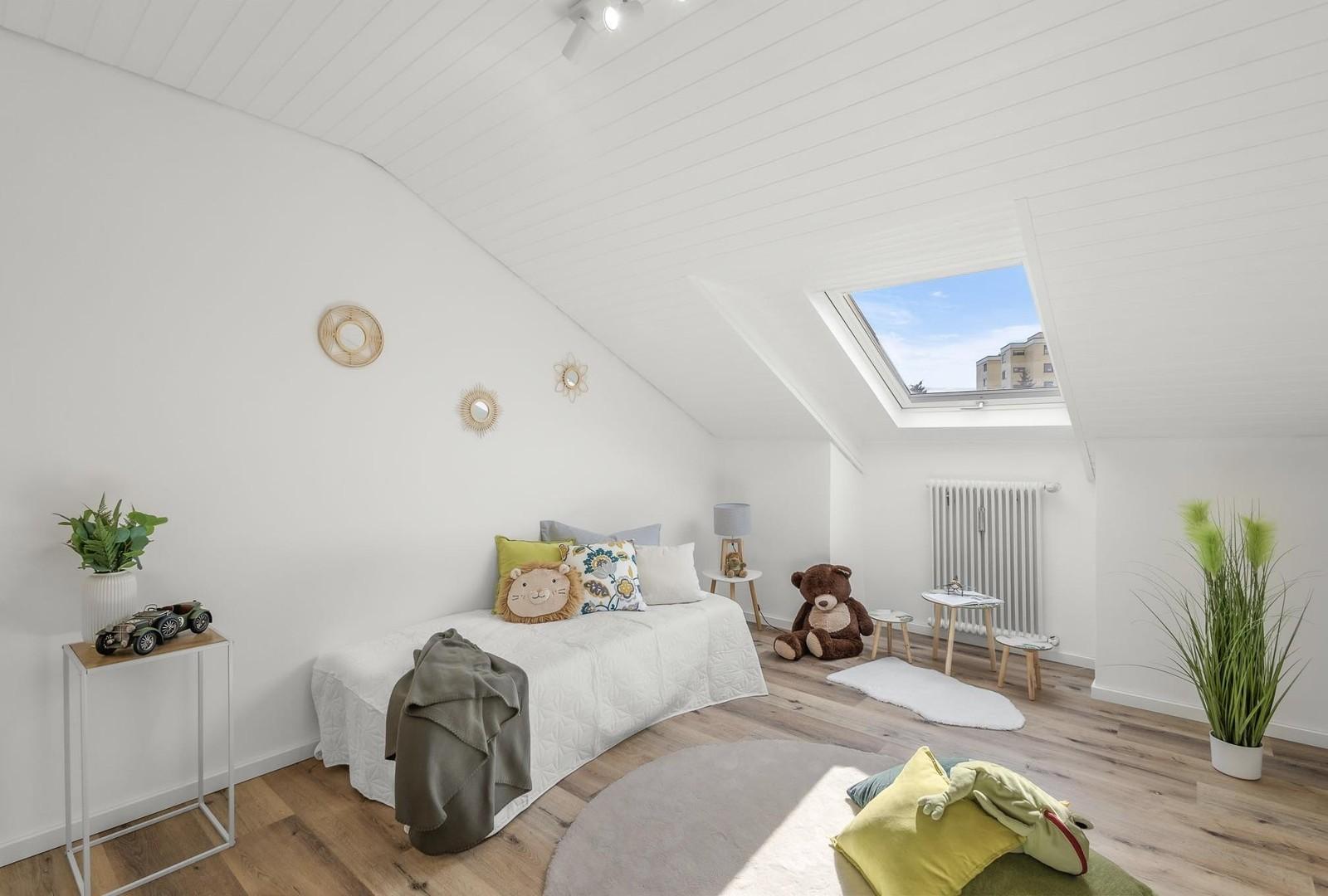 Kinderzimmer / Büro